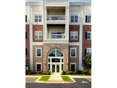 This one bedroom condo is located in Carillon Club of Naperville on White Eagle Golf Club in Illinois - for sale on GolfHomes.com, golf home, golf lot