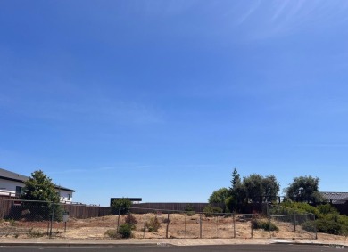 Prestigious Fountaingrove - Prime .22-Acre Lot on Desirable on Fountaingrove Golf and Athletic Club in California - for sale on GolfHomes.com, golf home, golf lot