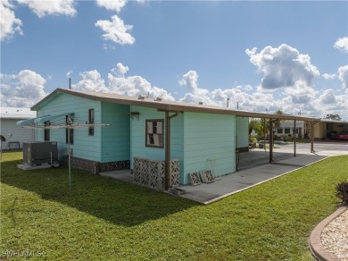 PRICED TO SELL WITH MOTIVATED SELLERS!! Charming 2-Bedroom on Six Lakes Country Club in Florida - for sale on GolfHomes.com, golf home, golf lot
