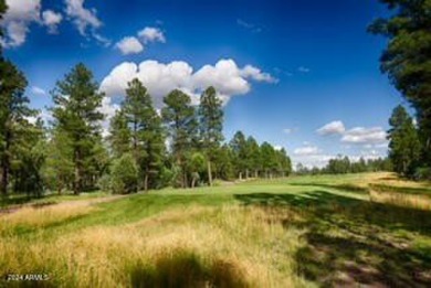 This adorable 3 bedroom, 2 bath home is the perfect fit for a on Torreon Golf Club in Arizona - for sale on GolfHomes.com, golf home, golf lot