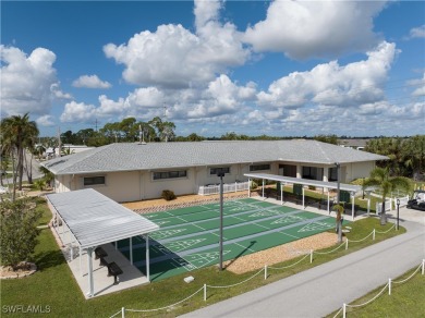 PRICED TO SELL WITH MOTIVATED SELLERS!! Charming 2-Bedroom on Six Lakes Country Club in Florida - for sale on GolfHomes.com, golf home, golf lot