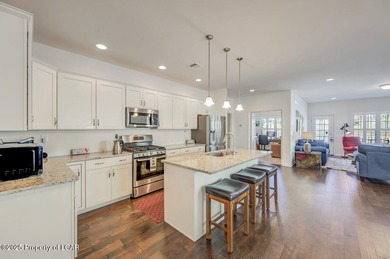 Exceptionally well kept 3 bdrm, 2 bath ranch condo in the on Sand Springs Country Club in Pennsylvania - for sale on GolfHomes.com, golf home, golf lot