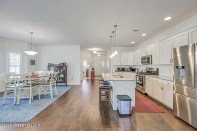 Exceptionally well kept 3 bdrm, 2 bath ranch condo in the on Sand Springs Country Club in Pennsylvania - for sale on GolfHomes.com, golf home, golf lot