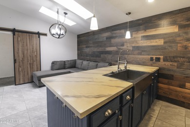 : Located in the desirable Peoria Pines Golf Course community on Country Meadows Golf Club in Arizona - for sale on GolfHomes.com, golf home, golf lot