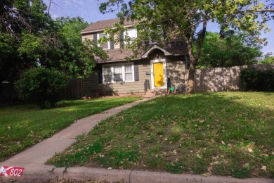 Charming Home on Corner Lot Near McDonald Golf Course!  Welcome on MacDonald Golf Course in Kansas - for sale on GolfHomes.com, golf home, golf lot