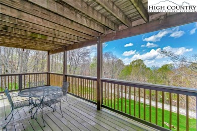 Beautifully maintained and furnished *Pasquale* home comes on Beech Mountain Club in North Carolina - for sale on GolfHomes.com, golf home, golf lot