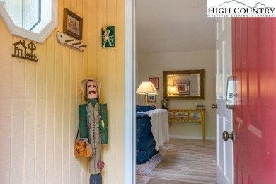 Charming, serene mountain home on Beech mountain with a LEVEL on Beech Mountain Club in North Carolina - for sale on GolfHomes.com, golf home, golf lot