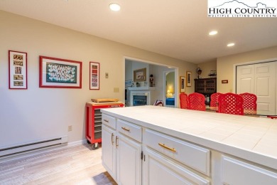 Charming, serene mountain home on Beech mountain with a LEVEL on Beech Mountain Club in North Carolina - for sale on GolfHomes.com, golf home, golf lot