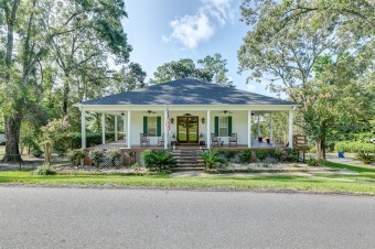 This a must see home in one of the most sought after on Jackson Links Golf Course in Alabama - for sale on GolfHomes.com, golf home, golf lot