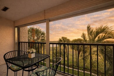 This bright and spacious condo features an open living/dining on Fountains Golf and Country Club in Florida - for sale on GolfHomes.com, golf home, golf lot
