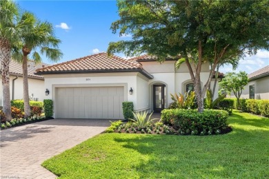 FULL GOLF MEMBERSHIP INCLUDED! Better than new! This immaculate on Esplanade Golf and  Country Club in Florida - for sale on GolfHomes.com, golf home, golf lot