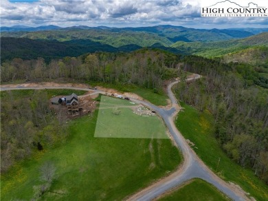 EASY BUILD, MOUNTAIN VIEWS - LOT WR72 is located in the gated on Elk River Club in North Carolina - for sale on GolfHomes.com, golf home, golf lot