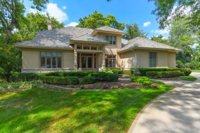 Welcome to your dream home in the exclusive Royal Melbourne golf on Royal Melbourne in Illinois - for sale on GolfHomes.com, golf home, golf lot