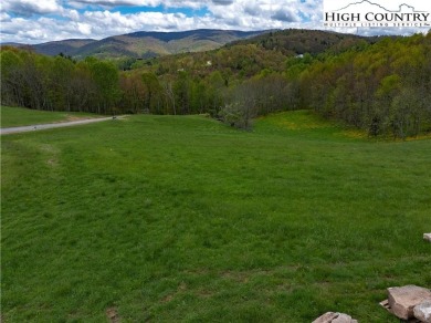 EASY BUILD, MOUNTAIN VIEWS - LOT WR72 is located in the gated on Elk River Club in North Carolina - for sale on GolfHomes.com, golf home, golf lot