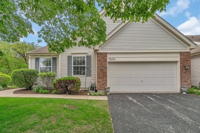 *HOME SWEET HOME* to this BEAUTIFUL END-UNIT RANCH TOWNHOME with on Fox Lake Country Club, Inc. in Illinois - for sale on GolfHomes.com, golf home, golf lot