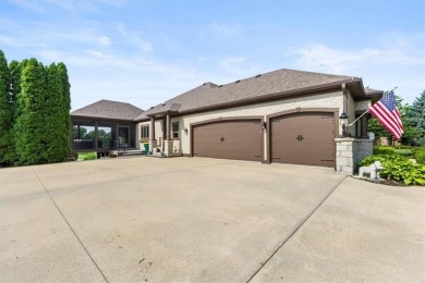 Welcome to luxury living in Rockwood of Paola the Estates! This on Paola Country Club in Kansas - for sale on GolfHomes.com, golf home, golf lot