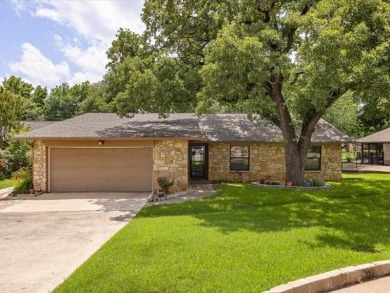 Golf Course Living in Decordova Bend Estates!
Located on the on De Cordova Bend Country Club in Texas - for sale on GolfHomes.com, golf home, golf lot
