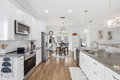 Twin Rivers community of Oviedo, Florida This beautifully on Twin Rivers Golf Club in Florida - for sale on GolfHomes.com, golf home, golf lot