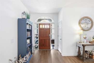 Twin Rivers community of Oviedo, Florida This beautifully on Twin Rivers Golf Club in Florida - for sale on GolfHomes.com, golf home, golf lot