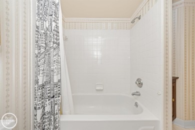 SECOND FLOOR CORNER UNIT IN GOLF COMMUNITY. 2 SPACIOUS BEDROOMS on St. Clair Shores Country Club in Michigan - for sale on GolfHomes.com, golf home, golf lot