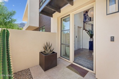 Camelback View. Enjoy resort living w/ full amenities at on Mountain Shadows Executive Golf Course in Arizona - for sale on GolfHomes.com, golf home, golf lot