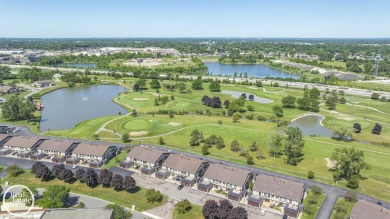 SECOND FLOOR CORNER UNIT IN GOLF COMMUNITY. 2 SPACIOUS BEDROOMS on St. Clair Shores Country Club in Michigan - for sale on GolfHomes.com, golf home, golf lot