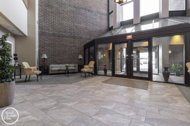 SECOND FLOOR CORNER UNIT IN GOLF COMMUNITY. 2 SPACIOUS BEDROOMS on St. Clair Shores Country Club in Michigan - for sale on GolfHomes.com, golf home, golf lot