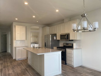 This 2021 model year "pre-owned" home that is on Hemet West Mobile Estates in California - for sale on GolfHomes.com, golf home, golf lot
