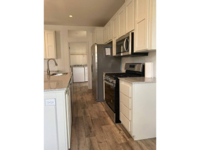 This 2021 model year "pre-owned" home that is on Hemet West Mobile Estates in California - for sale on GolfHomes.com, golf home, golf lot