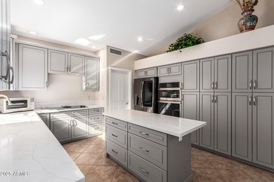 Welcome to this beautifully updated home in Sun lakes! Offering on Oakwood Golf Club  in Arizona - for sale on GolfHomes.com, golf home, golf lot