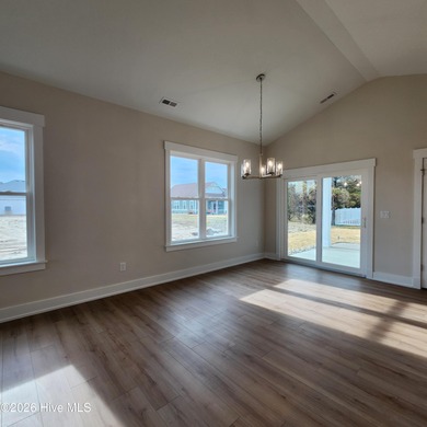 Have you been searching for a coastal cottage with clean lines on The Carolina Club in North Carolina - for sale on GolfHomes.com, golf home, golf lot