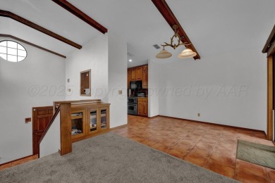 Welcome to this adorable home nestled in the Tascosa Country on Tascosa Country Club in Texas - for sale on GolfHomes.com, golf home, golf lot