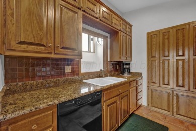Welcome to this adorable home nestled in the Tascosa Country on Tascosa Country Club in Texas - for sale on GolfHomes.com, golf home, golf lot