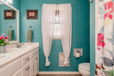 Beautiful 5-bed, 3-bath home in West Hills overlooking Amarillo on Amarillo Country Club in Texas - for sale on GolfHomes.com, golf home, golf lot