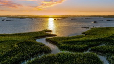 Welcome to 108 Salthouse Lane, where function meets elegance on Kiawah Island Club in South Carolina - for sale on GolfHomes.com, golf home, golf lot