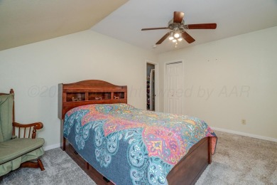 Beautiful 5-bed, 3-bath home in West Hills overlooking Amarillo on Amarillo Country Club in Texas - for sale on GolfHomes.com, golf home, golf lot