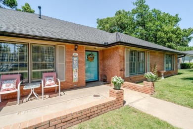 Beautiful 5-bed, 3-bath home in West Hills overlooking Amarillo on Amarillo Country Club in Texas - for sale on GolfHomes.com, golf home, golf lot