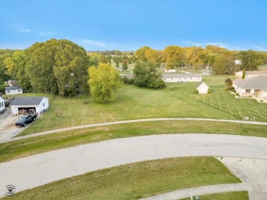 Prime Lot Near Edge Brook Country Club - Build Your Dream Home! on Edgebrook Country Club in Illinois - for sale on GolfHomes.com, golf home, golf lot