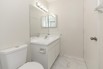 Beautifully updated 2 bed 2 bath condo in the golf community of on Heritage Ridge Golf Club in Florida - for sale on GolfHomes.com, golf home, golf lot