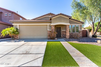 Welcome to 28232 N Abby Cir, a refreshed 4-bedroom, 2-bath home on The Golf Club At Johnson Ranch in Arizona - for sale on GolfHomes.com, golf home, golf lot