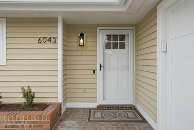 Meticulously maintained home in Inland Greens located on the 9th on Inland Greens Golf Course in North Carolina - for sale on GolfHomes.com, golf home, golf lot
