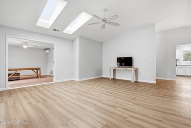 Meticulously maintained home in Inland Greens located on the 9th on Inland Greens Golf Course in North Carolina - for sale on GolfHomes.com, golf home, golf lot