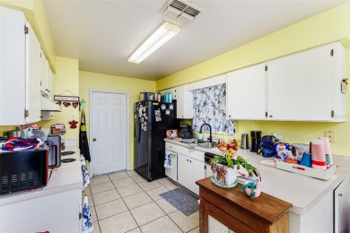 Welcome to Florida Living at its finest in this spacious on Highland Fairways Golf Club in Florida - for sale on GolfHomes.com, golf home, golf lot