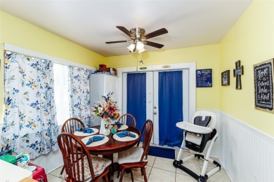 Welcome to Florida Living at its finest in this spacious on Highland Fairways Golf Club in Florida - for sale on GolfHomes.com, golf home, golf lot