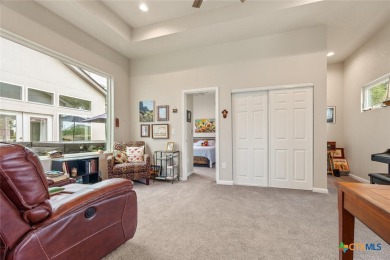 NEW LOWER PRICE - MOTIVATED SELLER! Perfect home for the empty on Vaaler Creek Golf Club in Texas - for sale on GolfHomes.com, golf home, golf lot