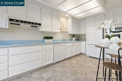Located in desirable lagoon entry 1. PINEHURST condo upper end on Rossmoor Golf Course in California - for sale on GolfHomes.com, golf home, golf lot