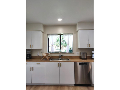 Welcome to this beautifully maintained 3BR, 2BA home in the on Martin Downs Country Club in Florida - for sale on GolfHomes.com, golf home, golf lot