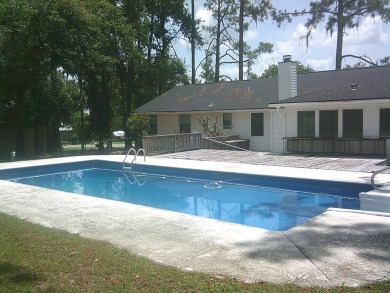 Welcome to Lake Park GA - home to this GREAT 3 bedroom 2 bath on Francis Lake Golf Club in Georgia - for sale on GolfHomes.com, golf home, golf lot