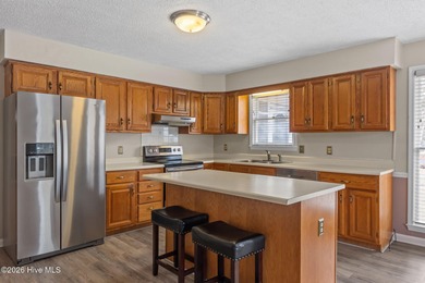 Welcome to easy living in this comfortable 1800 square foot on Deercroft Golf and Country Club in North Carolina - for sale on GolfHomes.com, golf home, golf lot