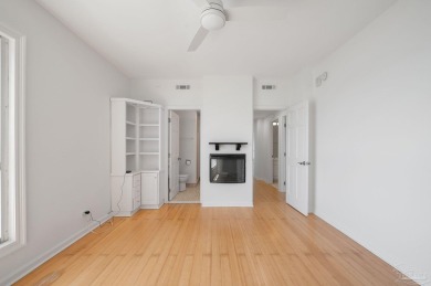 Fantastic unit for a great price. End unit with both golf course on Pensacola Country Club in Florida - for sale on GolfHomes.com, golf home, golf lot